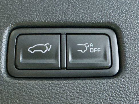 Used 2025 Kia Telluride EX w/ EX Captain's Chair Package FWD image 35