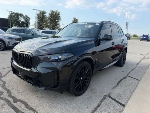 Certified 2025 BMW X5 xDrive40i w/ M Sport Package AWD/4WD image 1