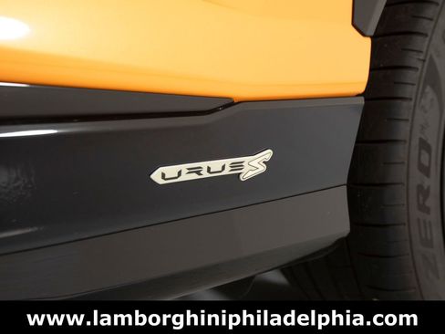Used 2024 Lamborghini Urus S AWD/4WD image 46