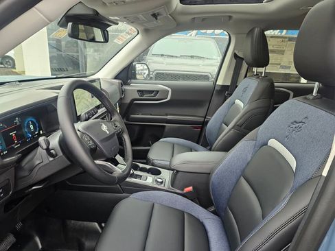 New 2026 Ford Bronco Sport Outer Banks w/ Sasquatch Outer Banks Package image 13