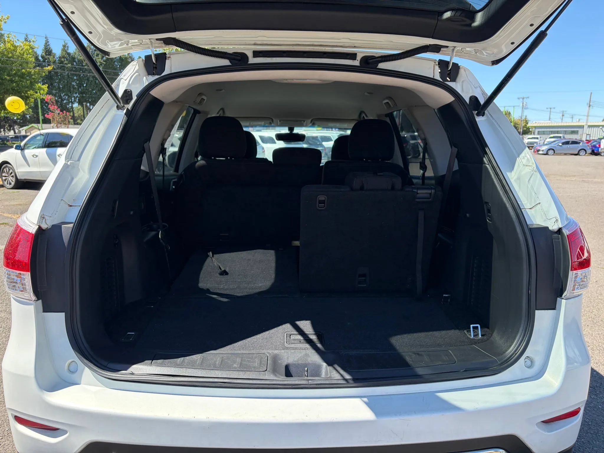 Used 2014 Nissan Pathfinder SL AWD/4WD image 14
