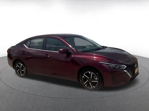 Used 2025 Nissan Sentra SV FWD image 15