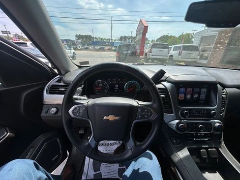 Used 2017 Chevrolet Tahoe LT RWD image 10