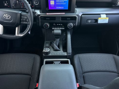 Used 2026 Toyota 4Runner SR5 AWD/4WD image 13