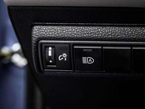 Used 2024 Toyota Corolla LE FWD image 27