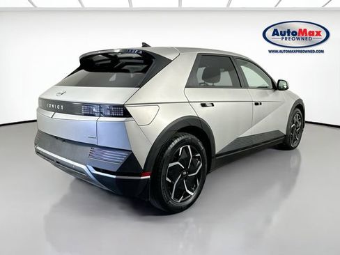 Used 2024 Hyundai Ioniq 5 SEL AWD/4WD image 2