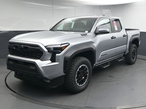 New 2026 Toyota Tacoma TRD Off-Road image 4
