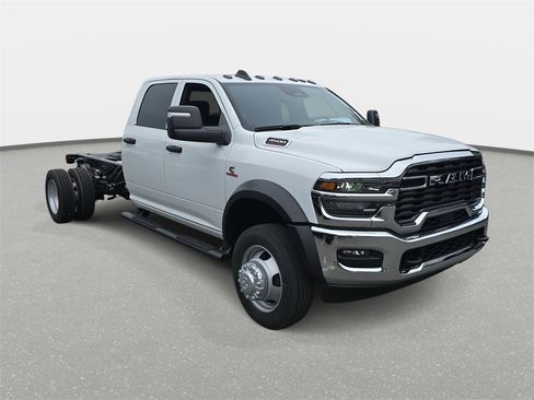 New 2026 RAM 4500 Tradesman w/ Chrome Appearance Group image 3