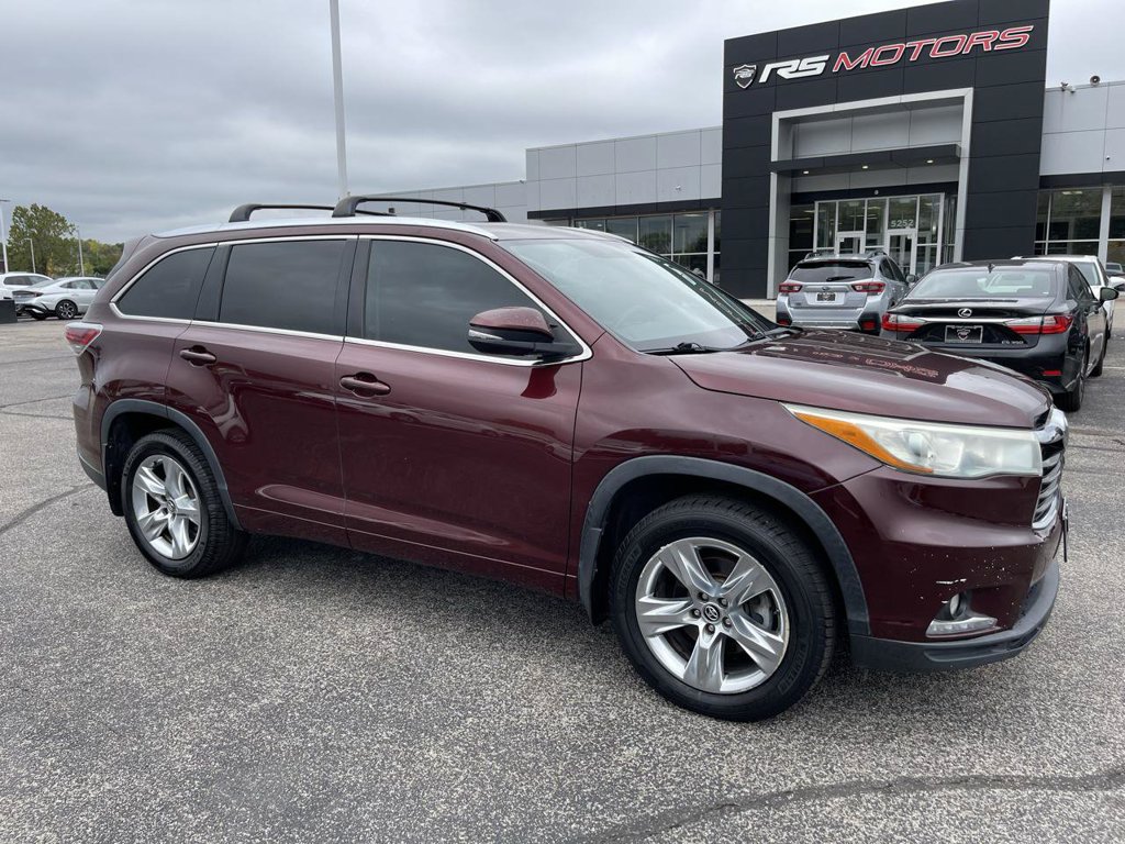 Used 2016 Toyota Highlander Limited FWD image 2