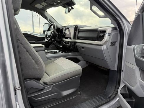 Used 2024 Ford F350 XLT w/ XLT Premium Package AWD/4WD image 10