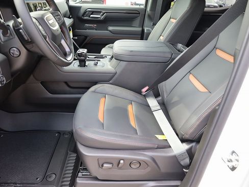 New 2026 GMC Sierra 1500 AT4 w/ AT4 Premium Package image 11