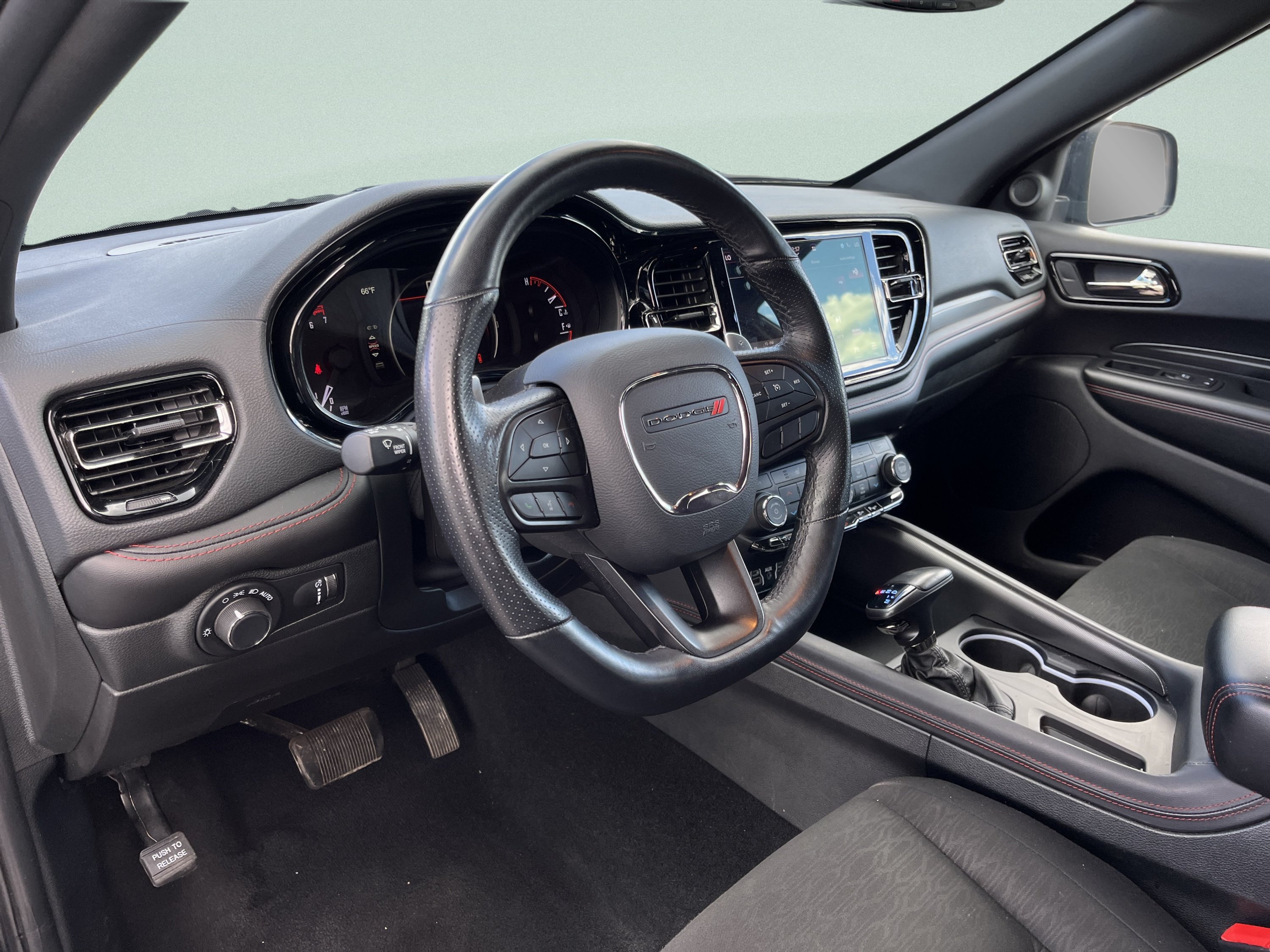 Used 2025 Dodge Durango GT AWD/4WD image 18