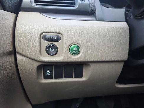 Used 2018 Honda Pilot EX-L image 25