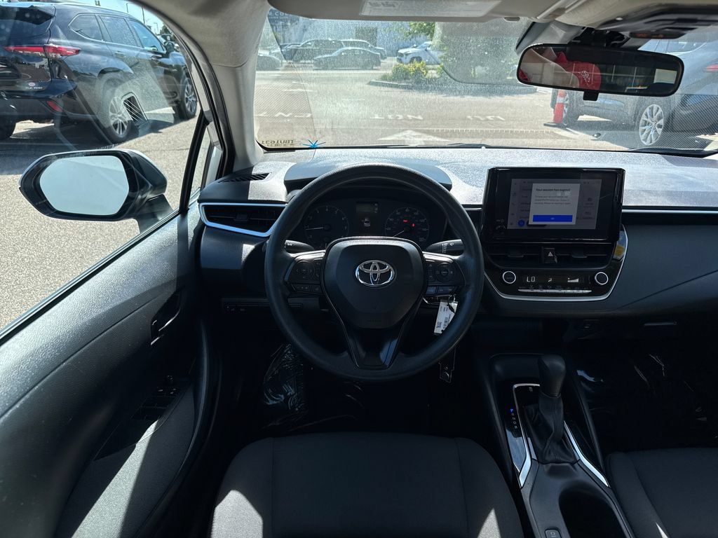 Used 2024 Toyota Corolla LE FWD image 11