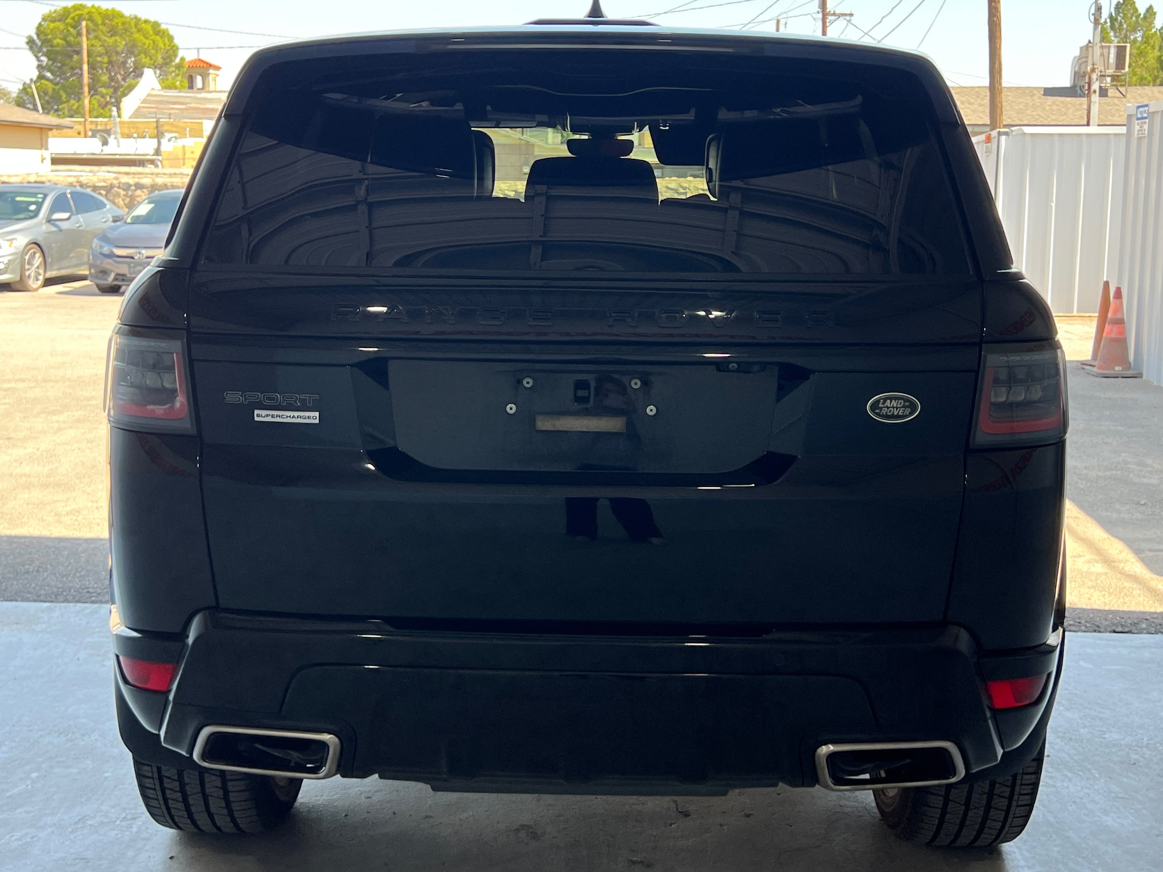 Used 2018 Land Rover Range Rover Sport Supercharged AWD/4WD image 5