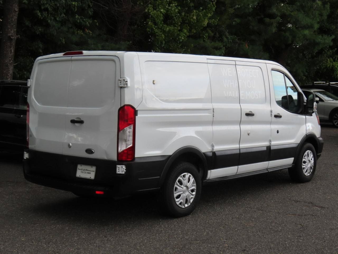 Used 2017 Ford Transit 150 130 Low Roof RWD image 5