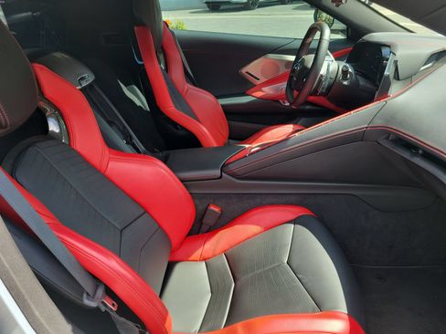 Used 2023 Chevrolet Corvette Stingray Preferred Cpe w/ Z51 Performance Package RWD image 27