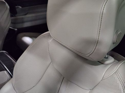 Used 2022 Jeep Wagoneer Series III w/ Premium Group I image 34