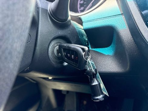 Used 2019 Toyota Camry LE FWD image 20