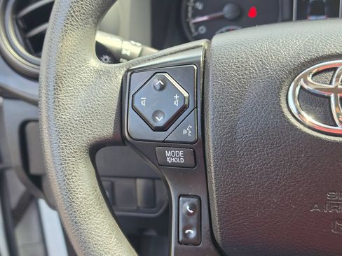 Used 2021 Toyota Tacoma SR w/ SR Convenience Package AWD/4WD image 18