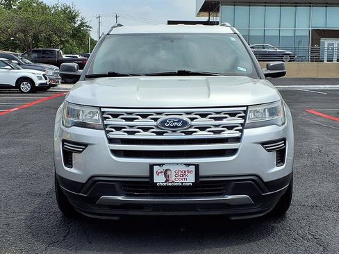 Used 2019 Ford Explorer XLT w/ Class III Trailer Tow Package FWD image 8