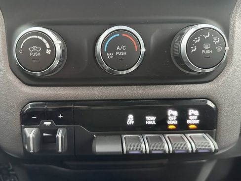Used 2022 RAM 1500 Tradesman image 27