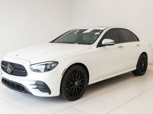 Used 2022 Mercedes-Benz E 450 4MATIC Sedan w/ Driver Assistance Package image 26