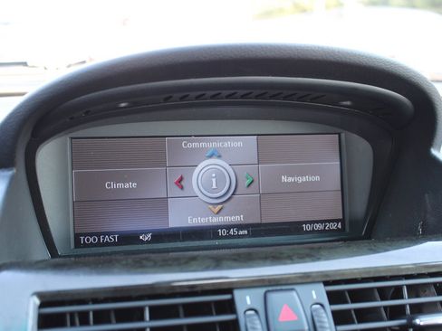 Used 2009 BMW 650i Convertible image 28