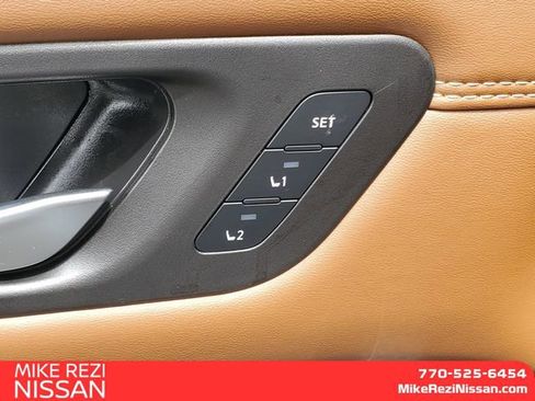 New 2026 Nissan Pathfinder Platinum FWD image 15