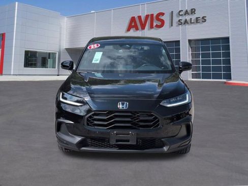 Used 2025 Honda HR-V Sport image 2