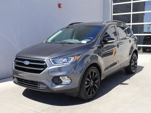 Used 2017 Ford Escape Titanium AWD/4WD image 1