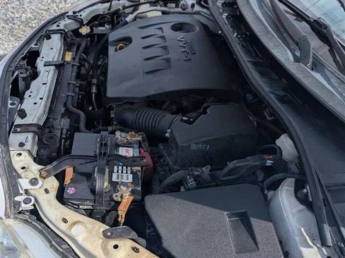 Used 2013 Toyota Corolla LE FWD image 37