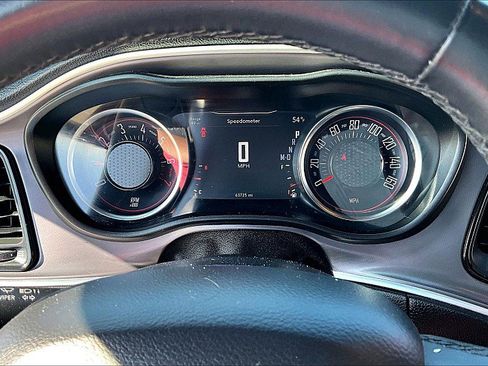Used 2019 Dodge Challenger SXT RWD image 13