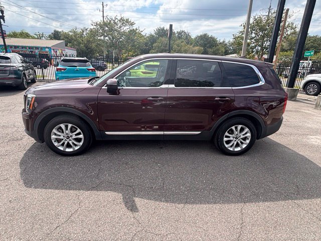 Used 2021 Kia Telluride LX FWD image 3