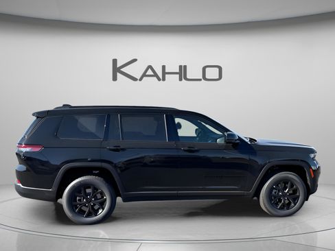 New 2025 Jeep Grand Cherokee L Altitude image 5