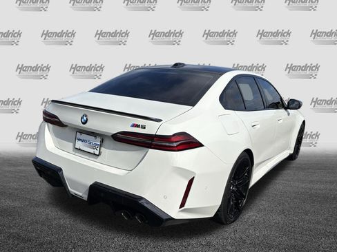 Used 2026 BMW M5 AWD/4WD image 11