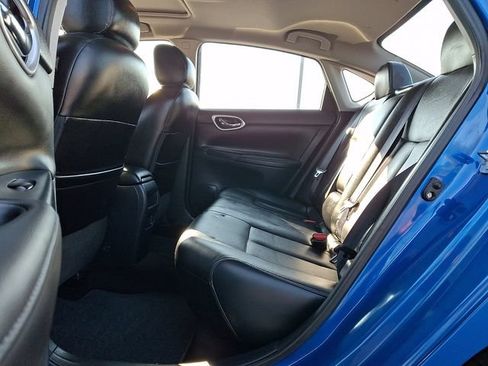 Used 2015 Nissan Sentra SR w/ SR Premium Package FWD image 13