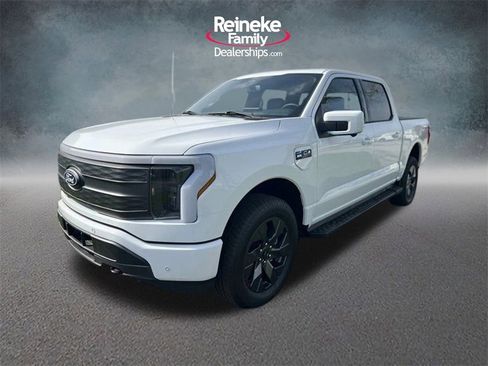 New 2025 Ford F150 Lightning Lariat image 4