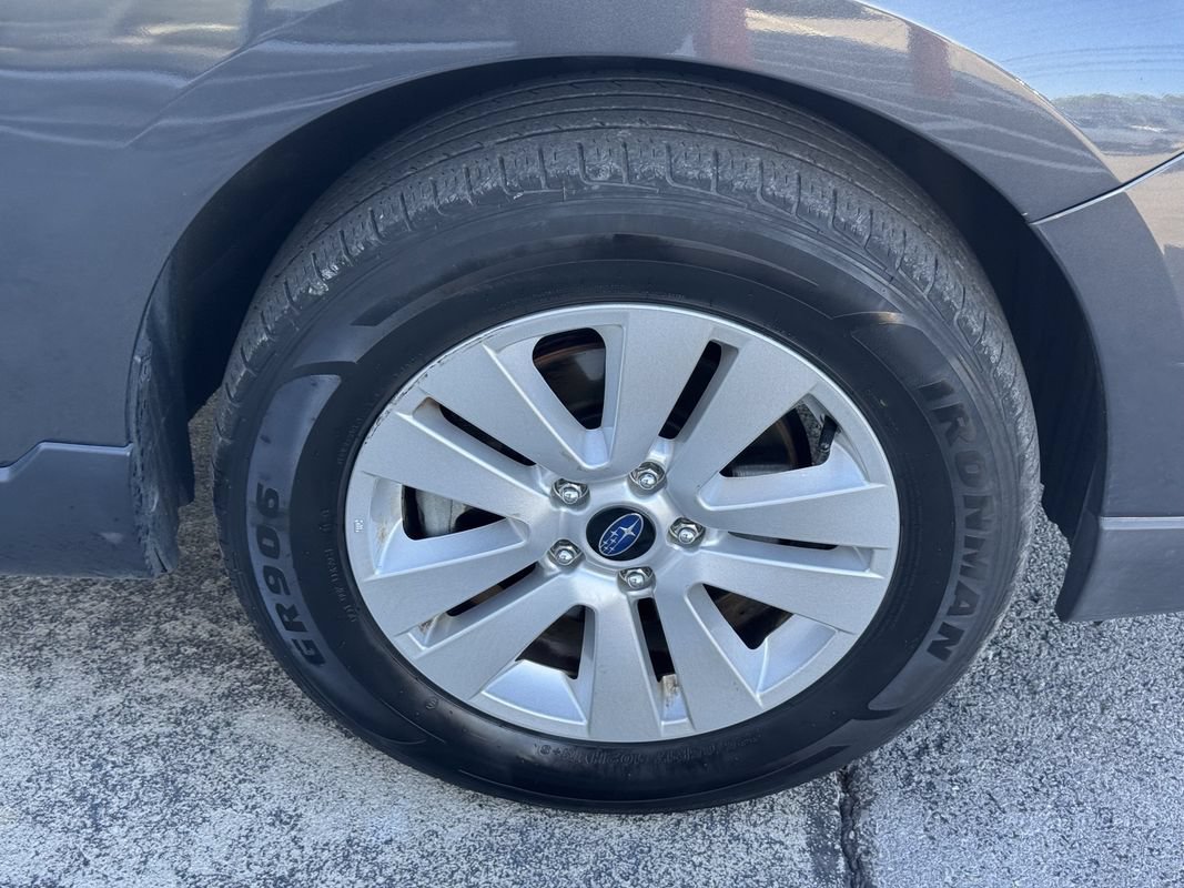 Used 2018 Subaru Outback 2.5i Premium AWD/4WD image 25
