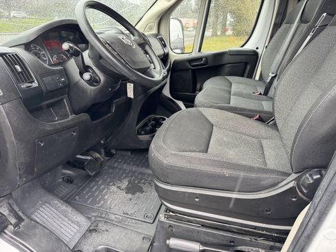 Used 2021 RAM ProMaster 3500 w/ Convenience Group image 12