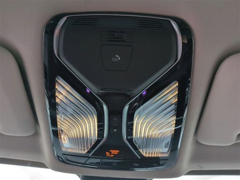 Certified 2022 BMW X7 xDrive40i w/ Premium Package image 15