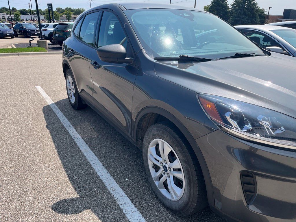 Used 2020 Ford Escape S AWD/4WD image 2