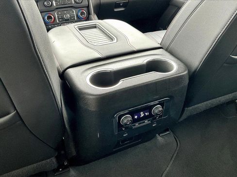 Used 2022 Chevrolet Tahoe RST w/ Luxury Package image 25