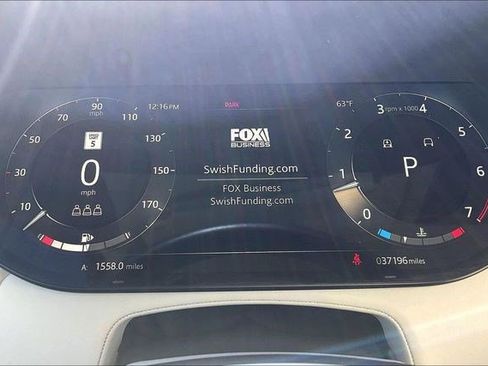 Used 2023 Land Rover Range Rover SE image 24