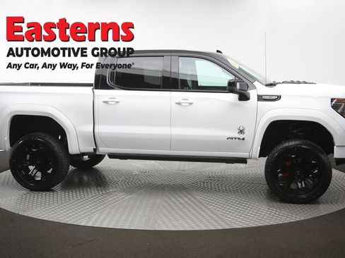 Used 2024 GMC Sierra 1500 AT4 w/ Technology Package AWD/4WD image 50