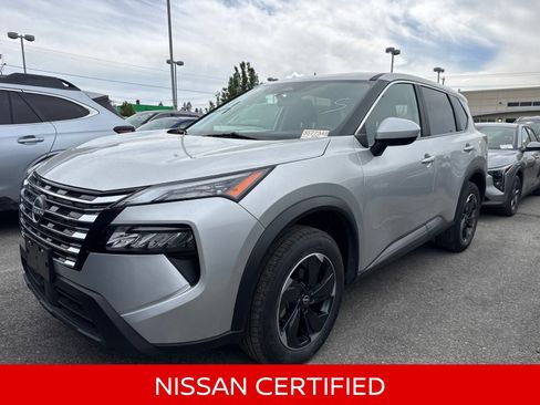 Certified 2025 Nissan Rogue SV AWD/4WD image 1