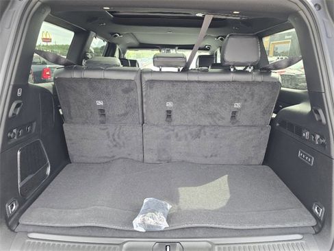 New 2025 Jeep Wagoneer Series III w/ Quick Order Package 25C Super image 9