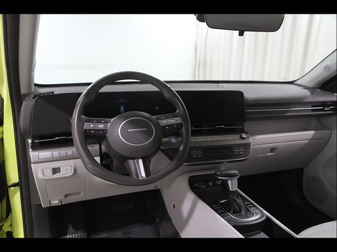 Certified 2024 Hyundai Kona SEL AWD/4WD image 6