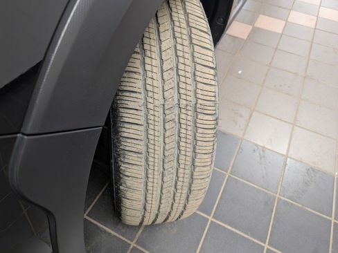 New 2025 Subaru Crosstrek 2.5i Limited image 32