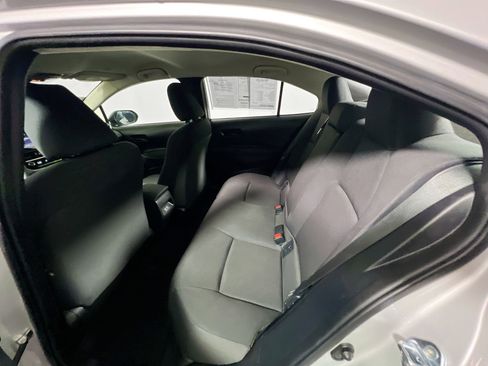 Used 2025 Toyota Corolla LE FWD image 28